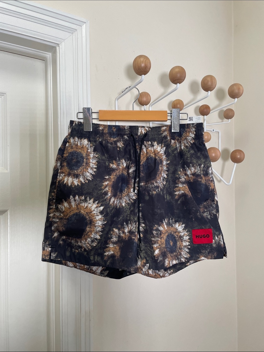 HUGO Sunflower Print Swim Shorts Black S